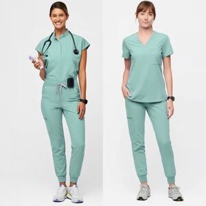 FIGS Zamora Jogger Scrub Pants Seaglass XS Discontinued Color